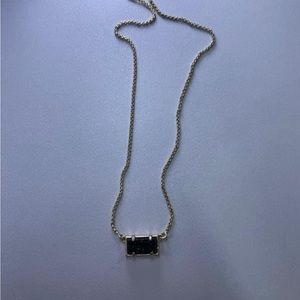 Black and gold kendra Scott necklace